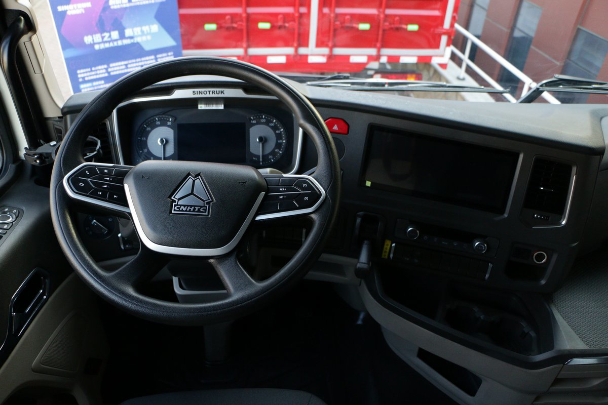 HOWO HOWO NAX _4 HOWO HOWO NAX _4