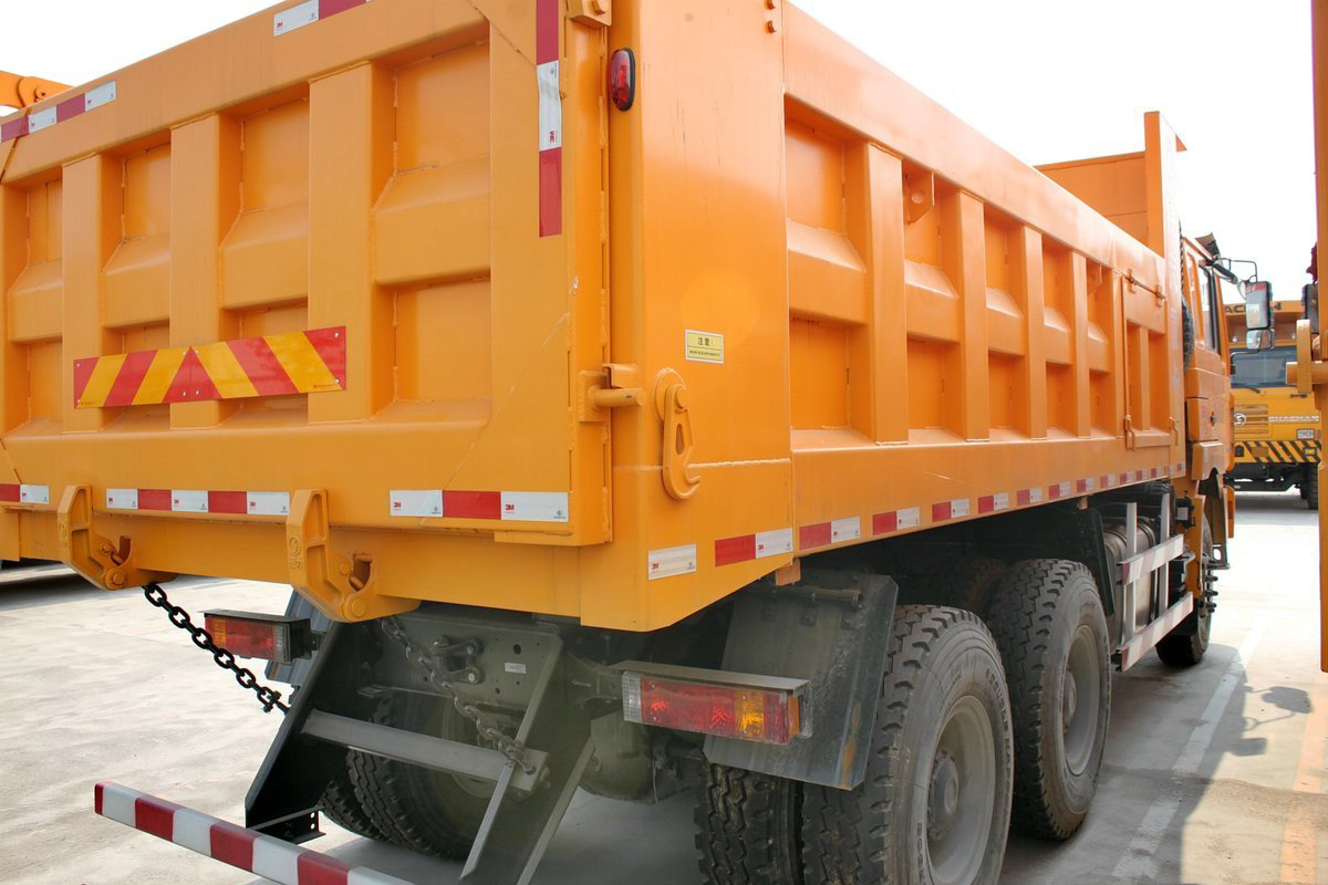 Shacman Delong F5000_5 Shacman Delong F5000_5