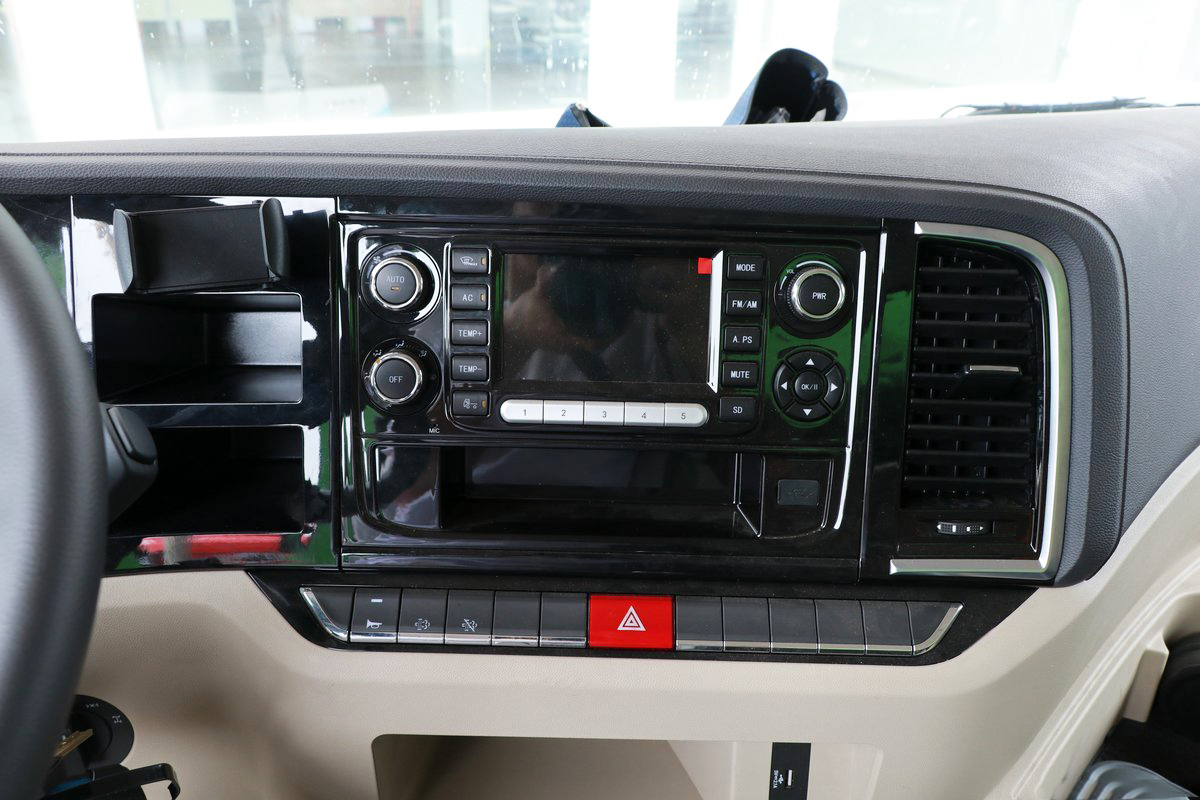 Shacman Delong X5000_10 Shacman Delong X5000_10