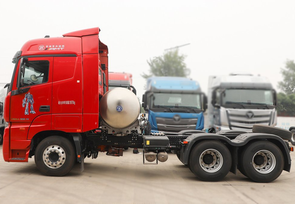 AUMAN AUMAN EST _2 AUMAN AUMAN EST _2