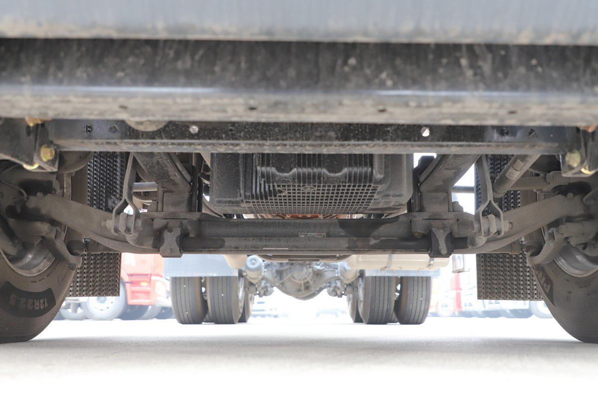 AUMAN AUMAN EST _8 AUMAN AUMAN EST _8