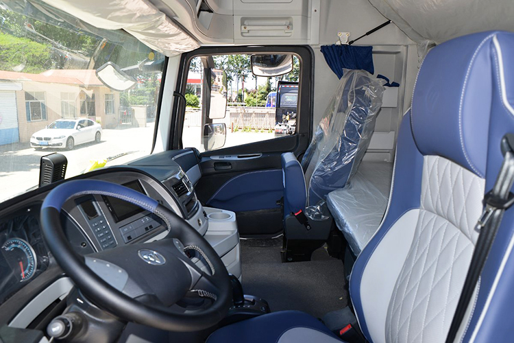 FOTON AUMAN AUMAN EST_5 FOTON AUMAN AUMAN EST_5