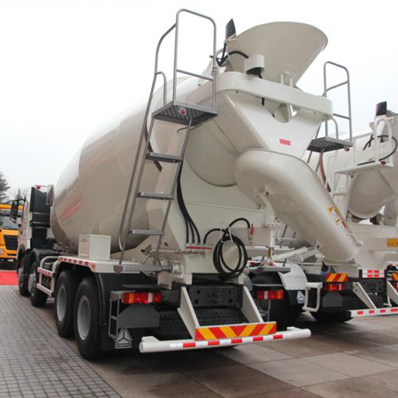 Used Sinotruk Howo 8x4 _2 Used Sinotruk Howo 8x4 _2